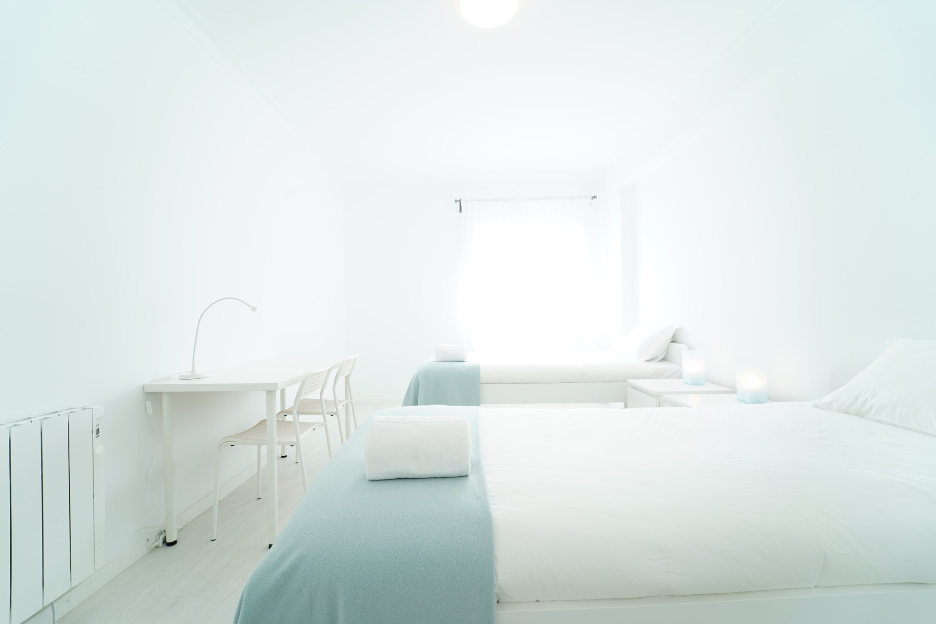 Ready to live bedroom with utilities included