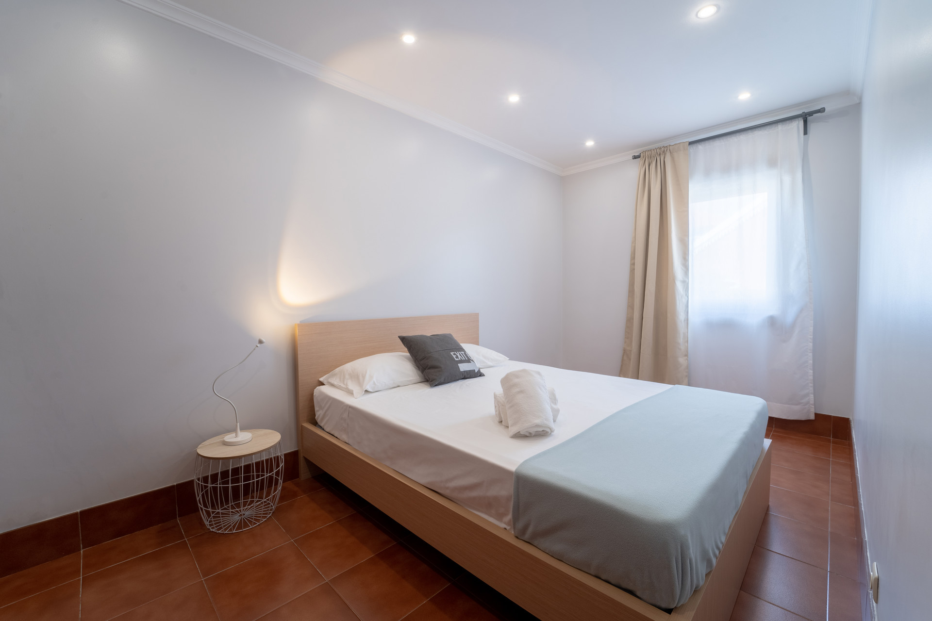 Ready to live bedroom with utilities included