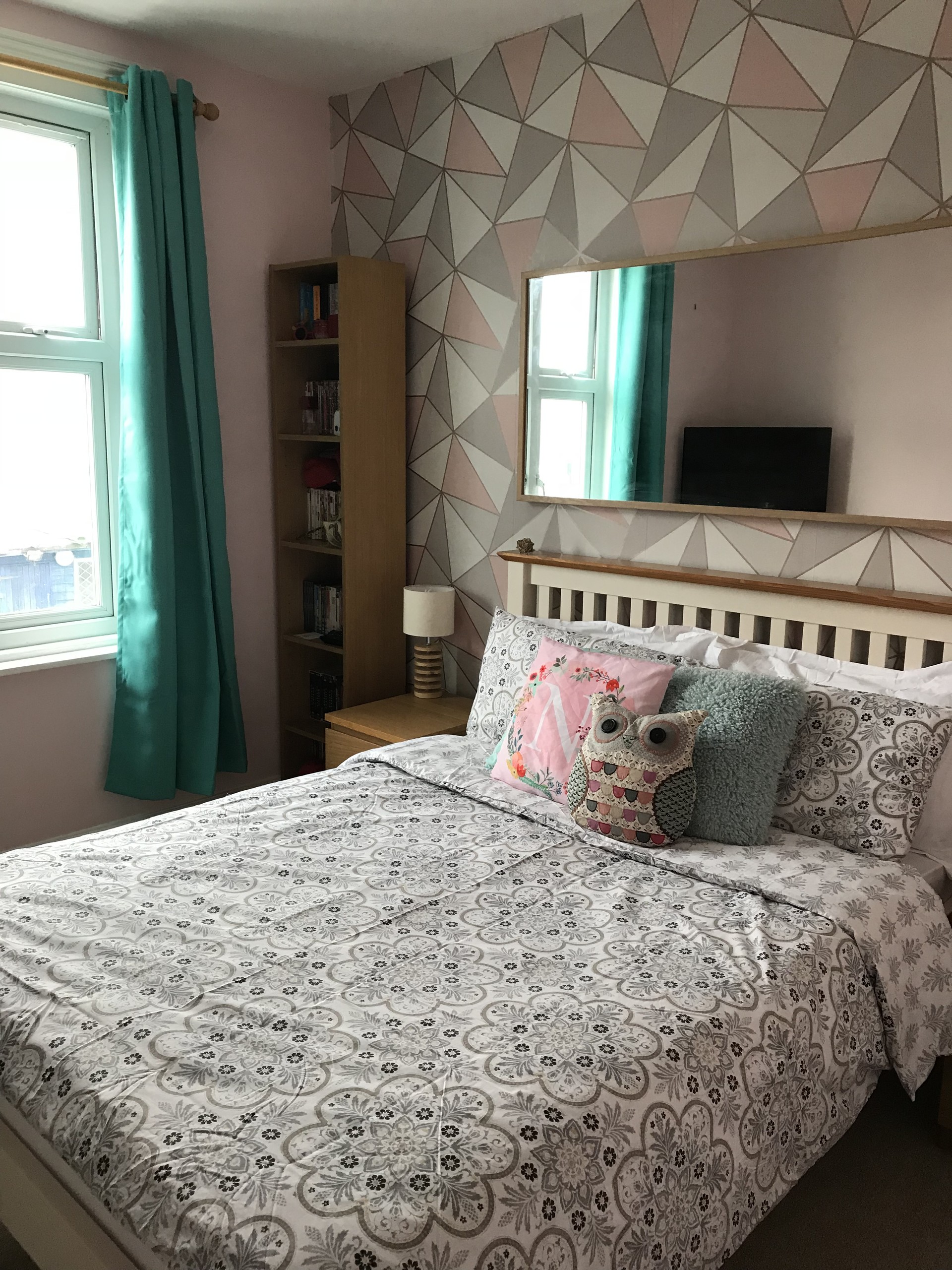 Recently Decorated Double Bedroom In Family Home