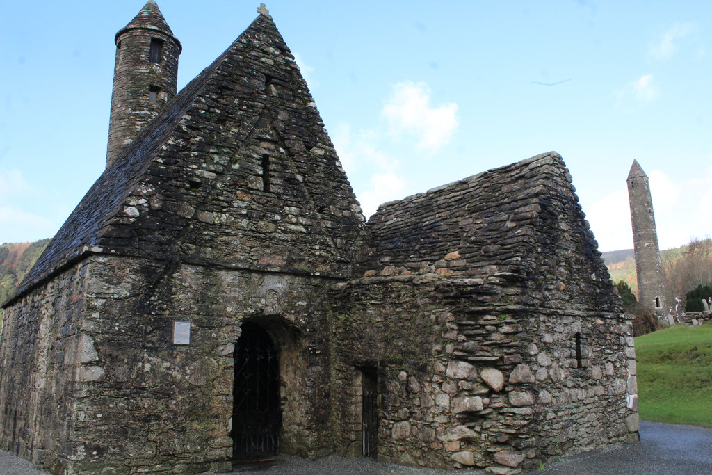 Recupera tu paz interior en Glendalough y conoce el Castillo medieval de Kilkenny!