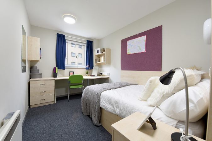 Room in Glasgow University dorm Glasgow