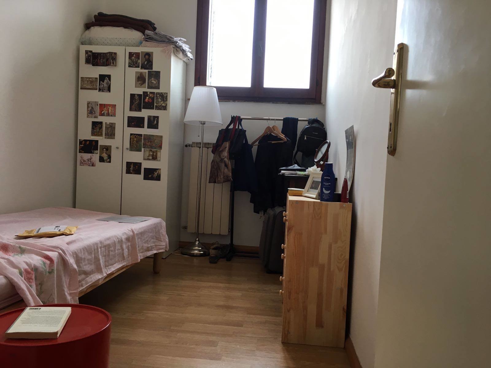 rent room in rome