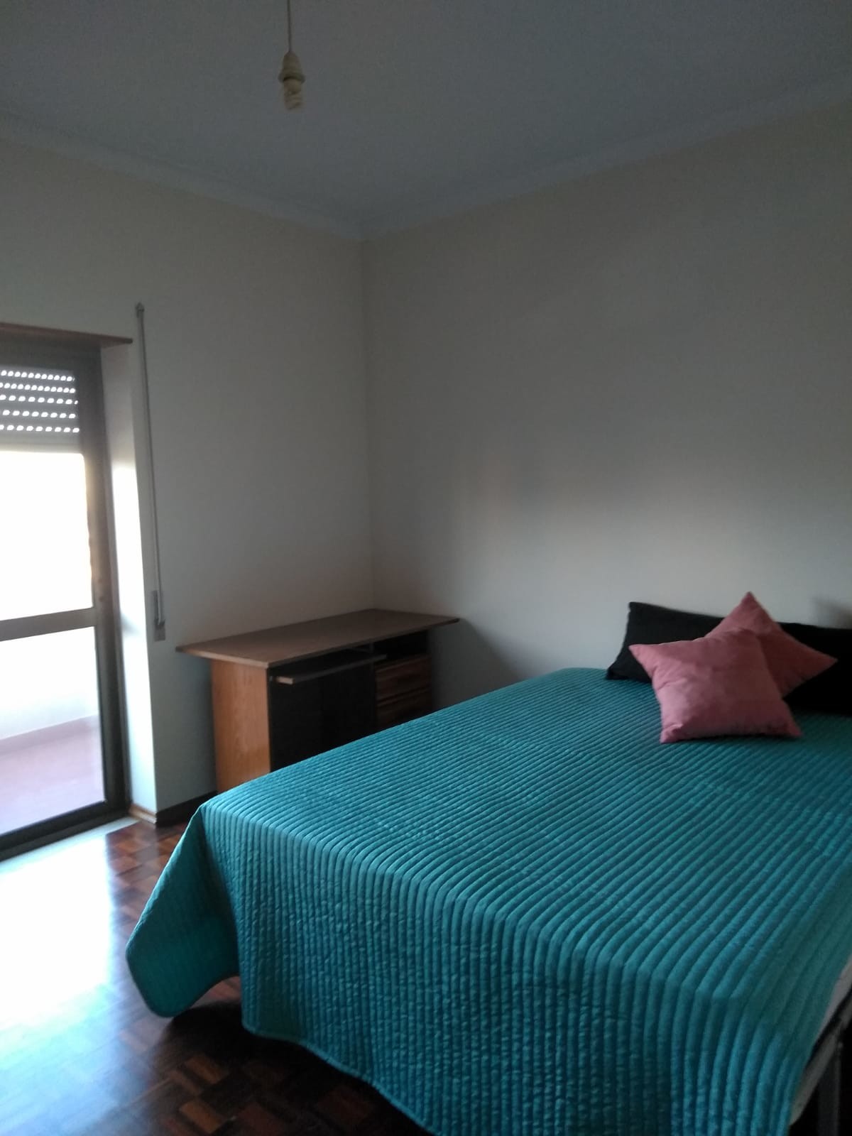 Rooms in Coimbra (20 min walking to university)