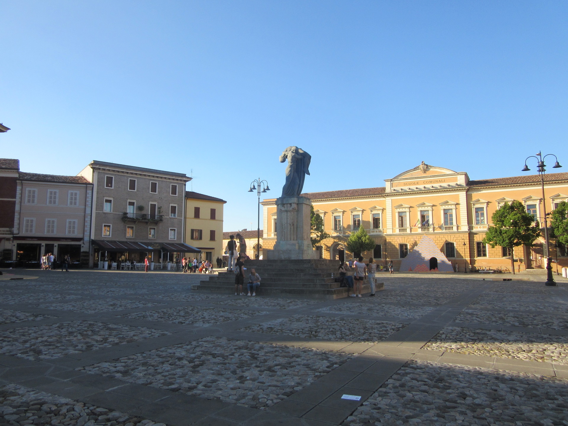 santarcangelo-concierto-calles-unicas-fi