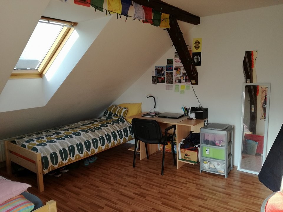 Shared room in a fully furnished apartment Room for rent Ljubljana