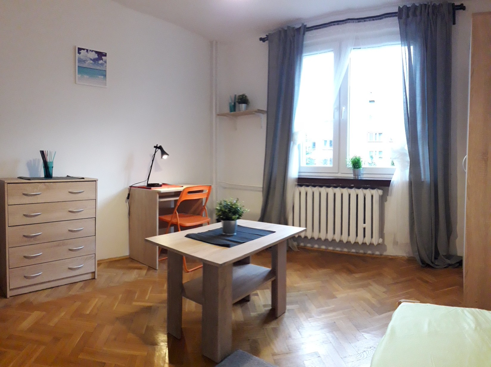 Single Bed Rooms For Rent In 4 Bedroom Apartment In Podgorze