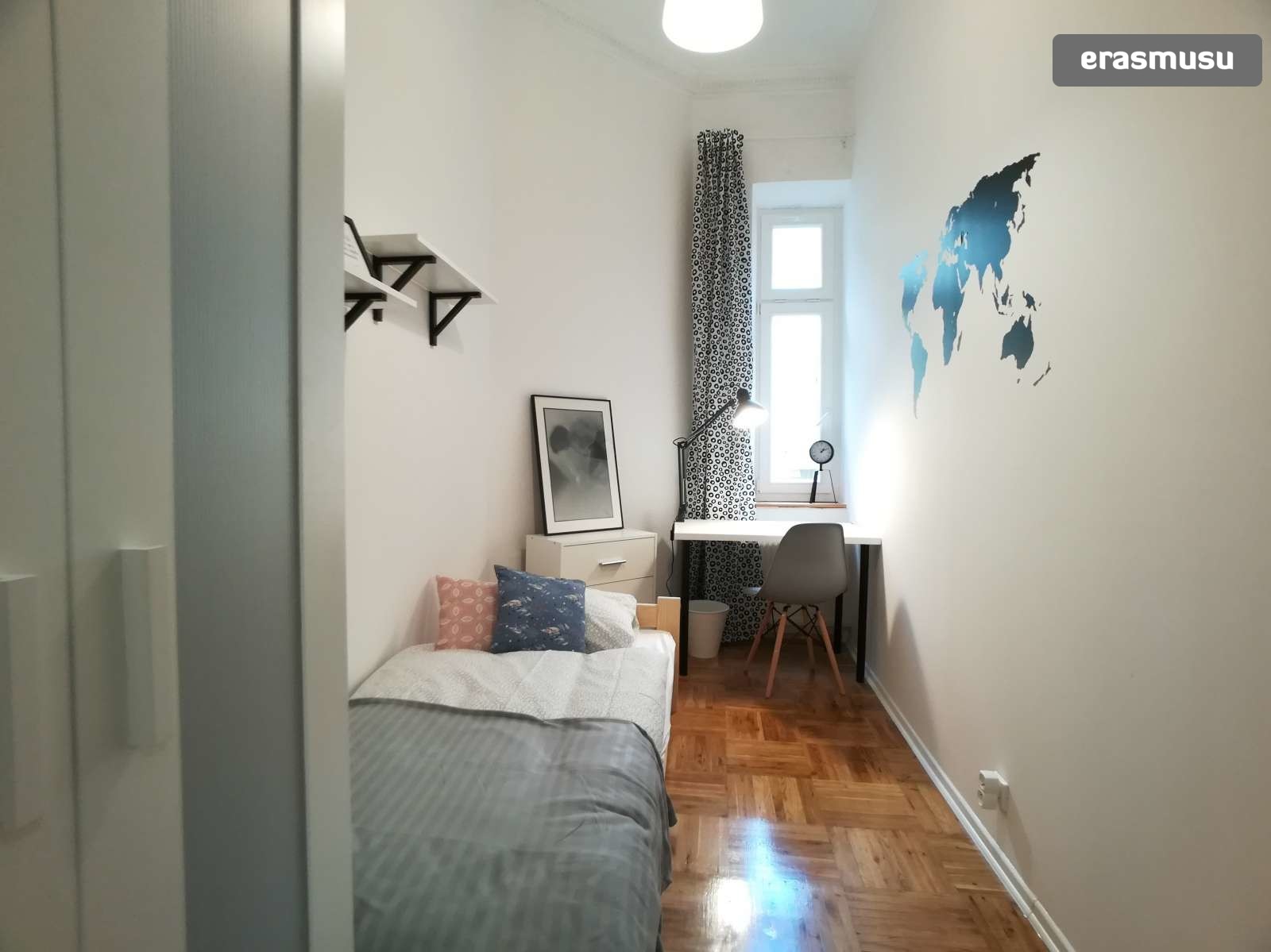 Unfurnished studio sea view. Rent a room. Комната студента. Room 4 rent. Rent a room.