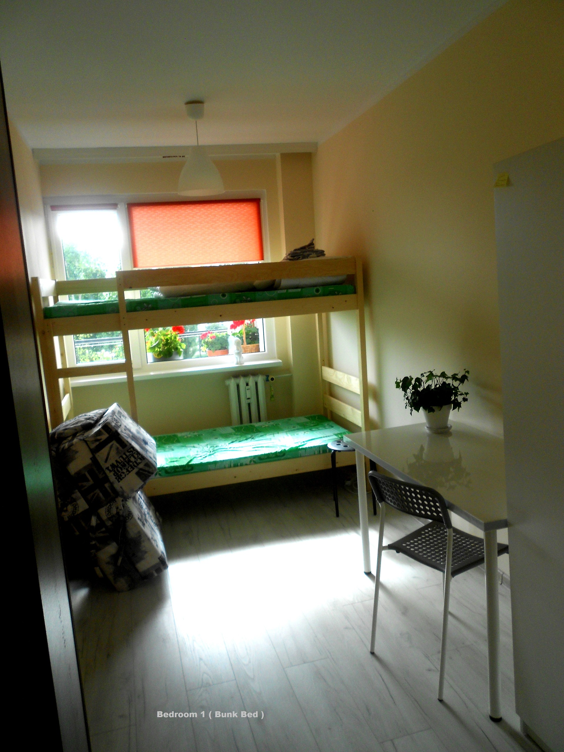 Single Bedroom In A 4 Bedroom Flat For Rent
