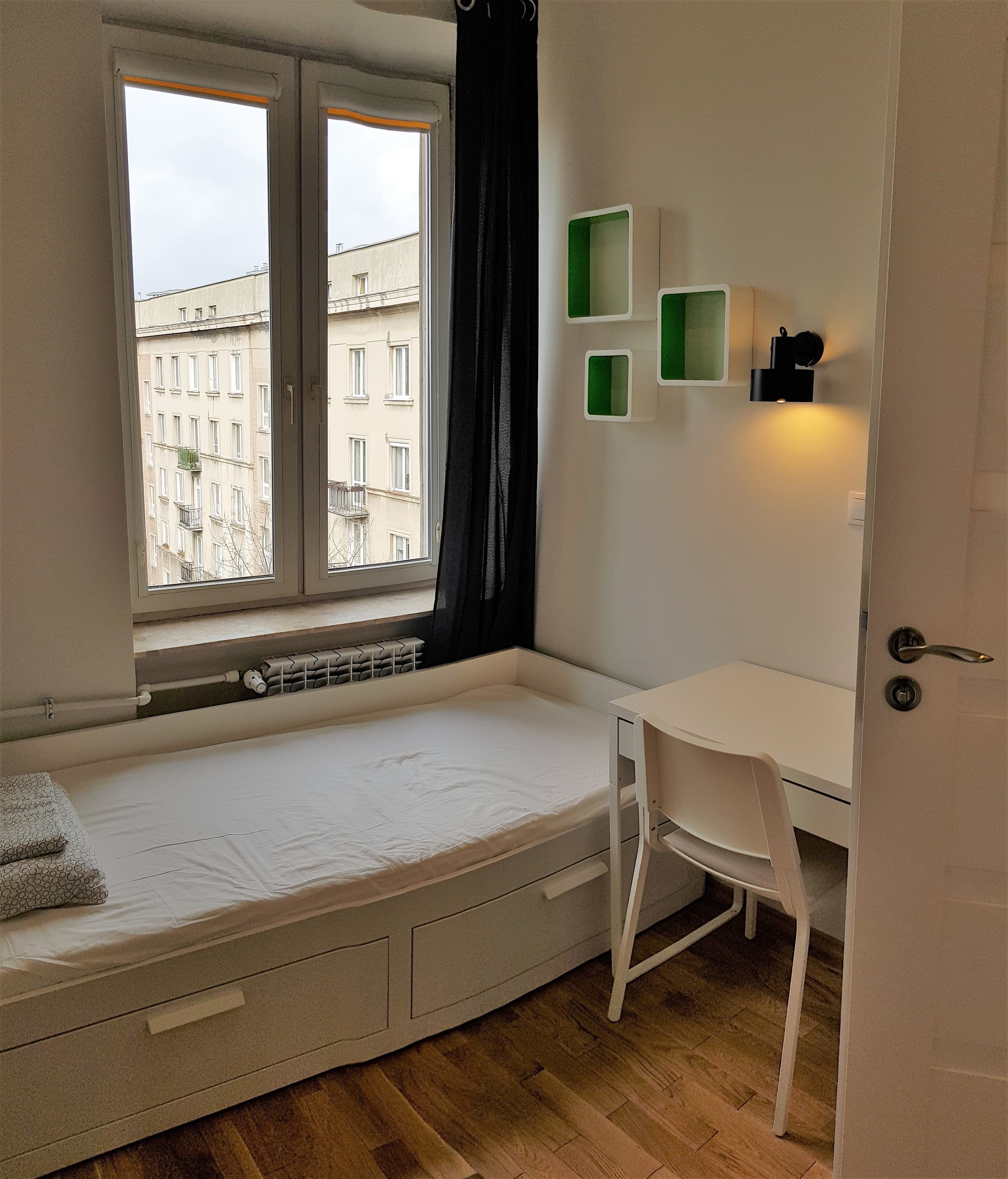 Single room with bathroom & perfect view | Room for rent Warsaw