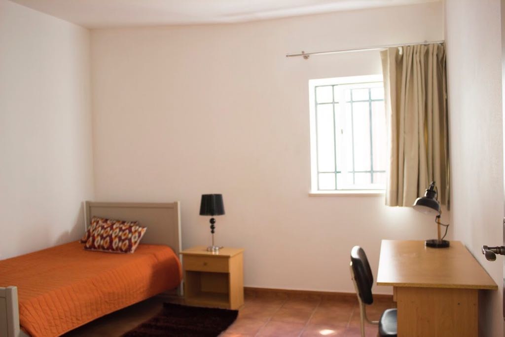 Single room near Psychology University in Coimbra
