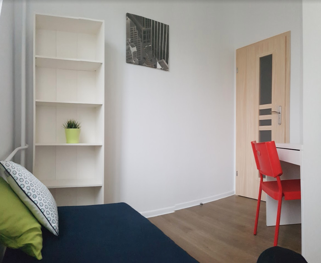Single room for rent in warsaw marsza kowska room for rent warsaw