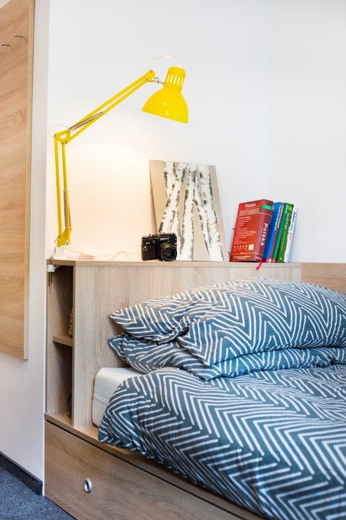 Private studio in modern student house ) Rent studios Wroclaw