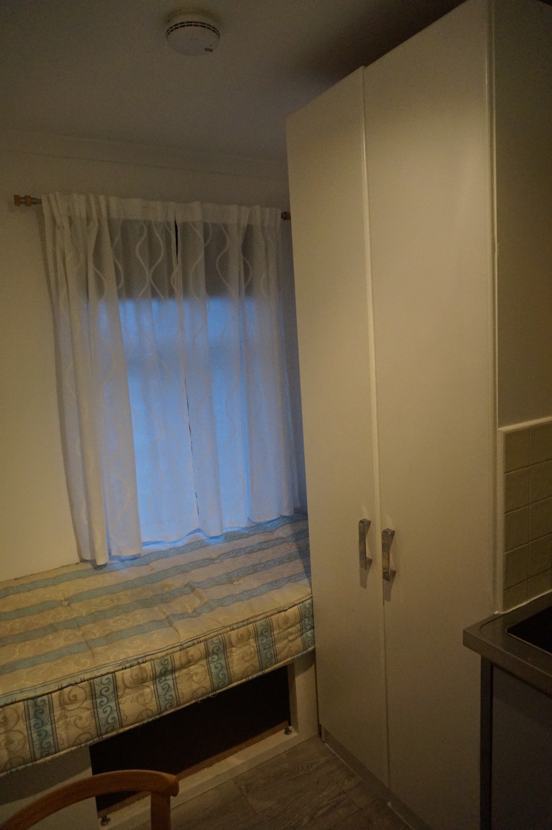 Single Studio in Shepherds Bush Zone 2 Rent studios London