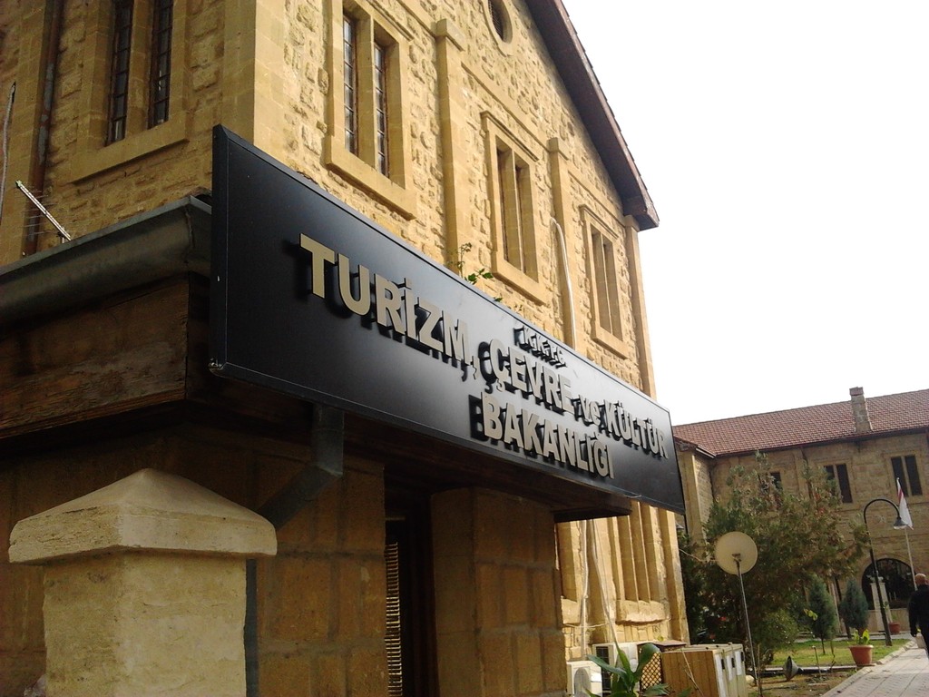 a small cozy restaurant