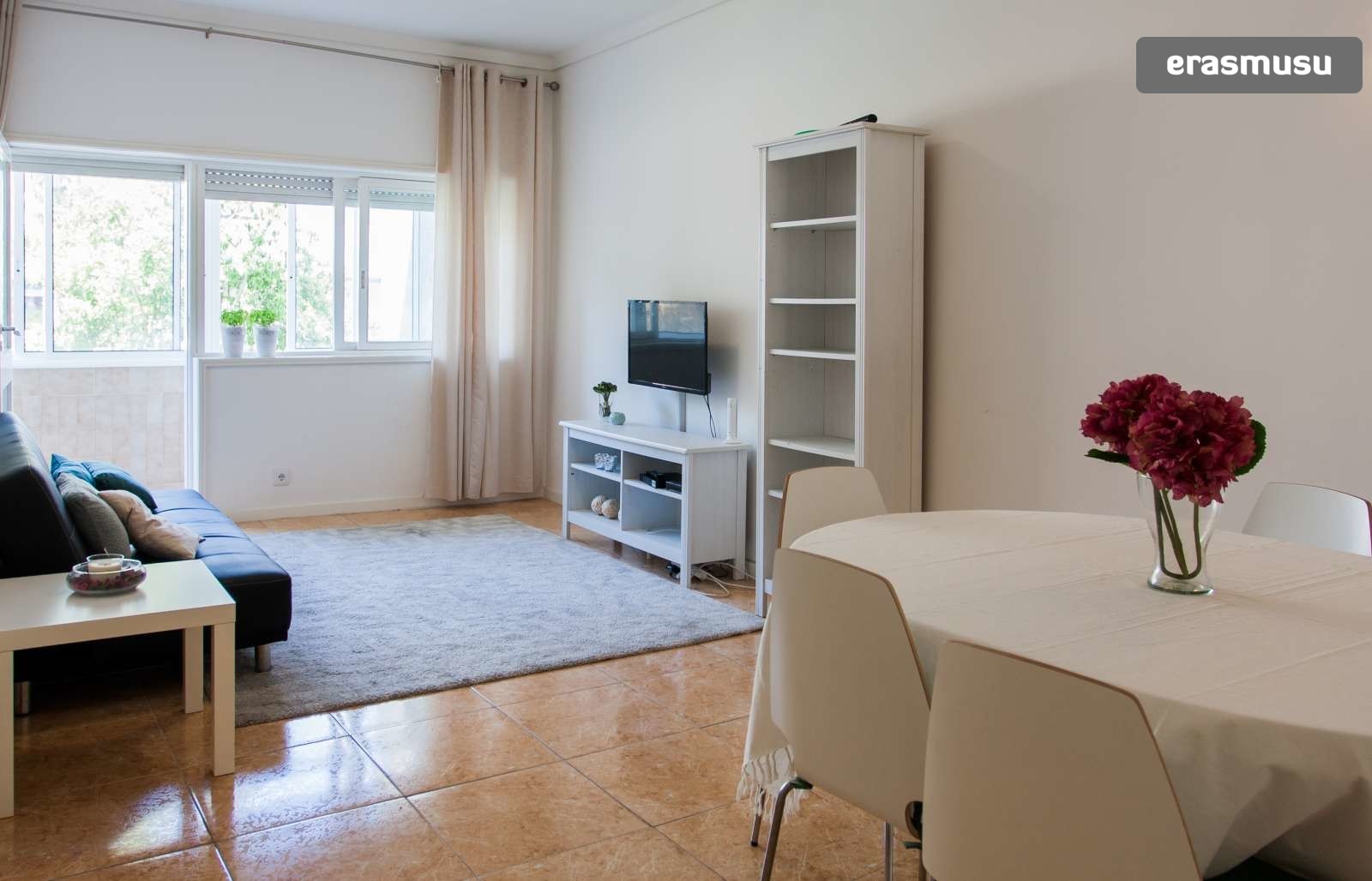 Spacious 4 Bedroom Apartment For Rent In Paranhos