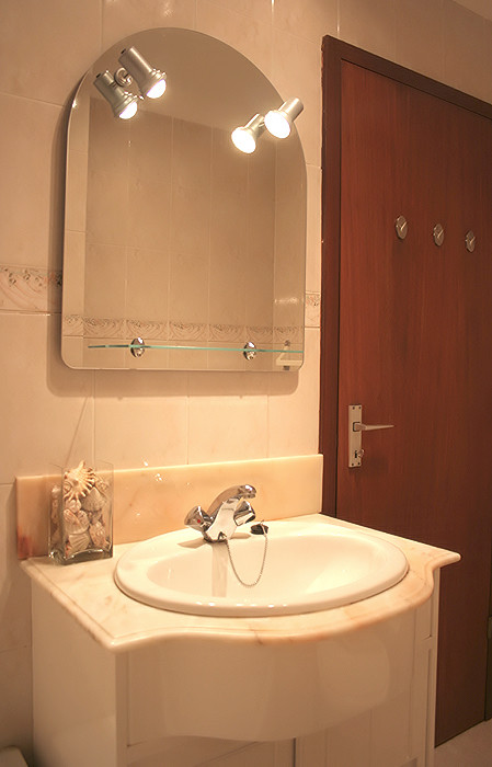 Spacious and complete single bedroom - Coimbra