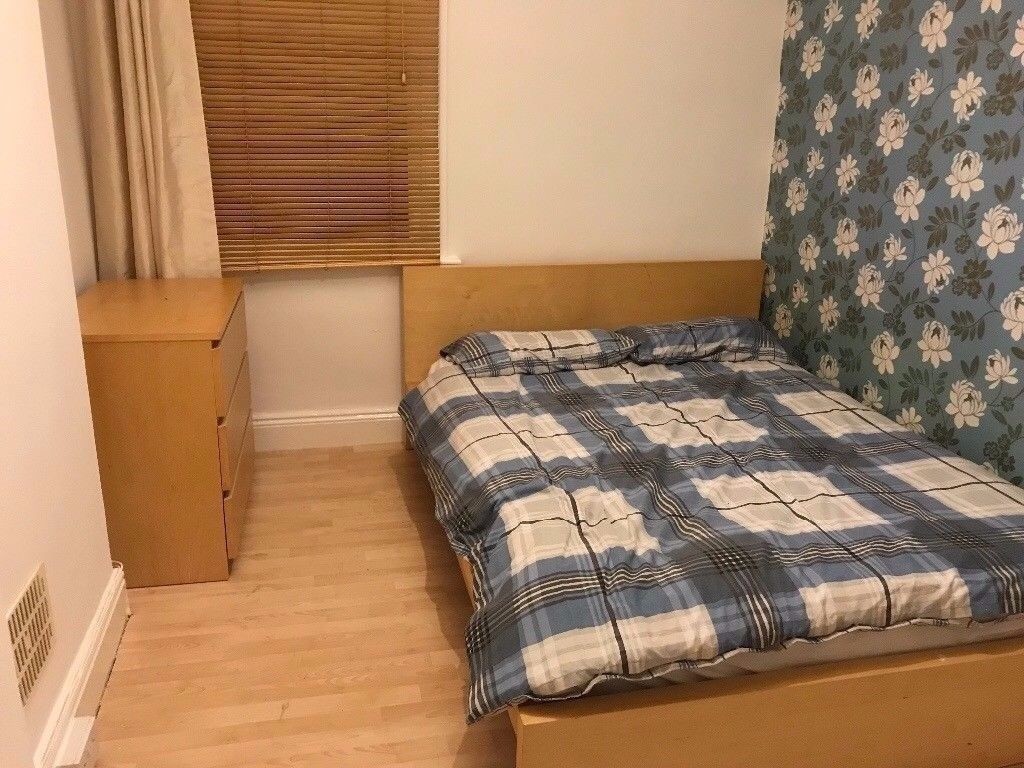 Spacious Double Bedroom In Keyham Plymouth Room For Rent Plymouth