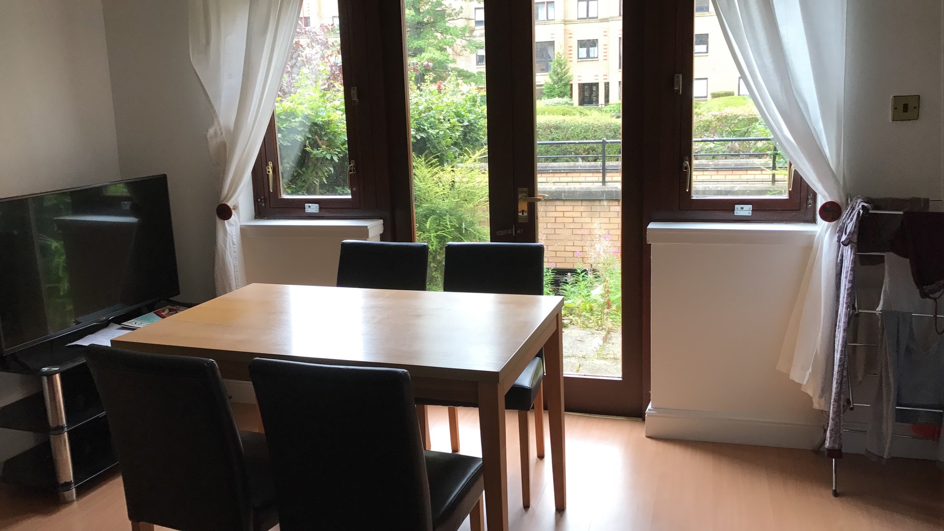 Spacious house beside University of Strathclyde Room for rent Glasgow