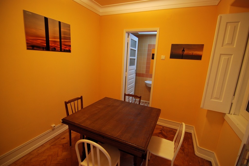 Spacious Double Rooms near City Centre and University Campus Room for