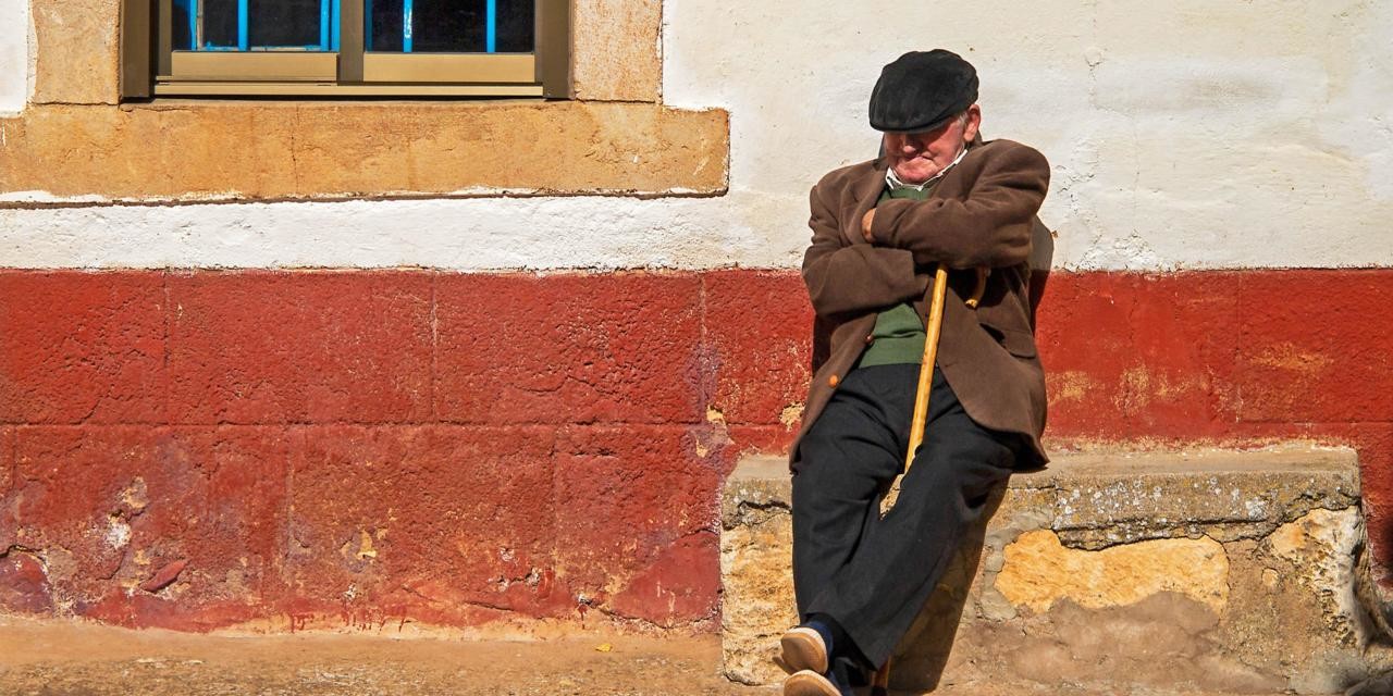 Spanish Siesta with an Erasmus Student from Asia