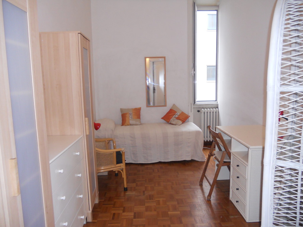 Stanze Centro Di Roma Vicino Alla Luiss E Sapienza Room For Rent Rome
