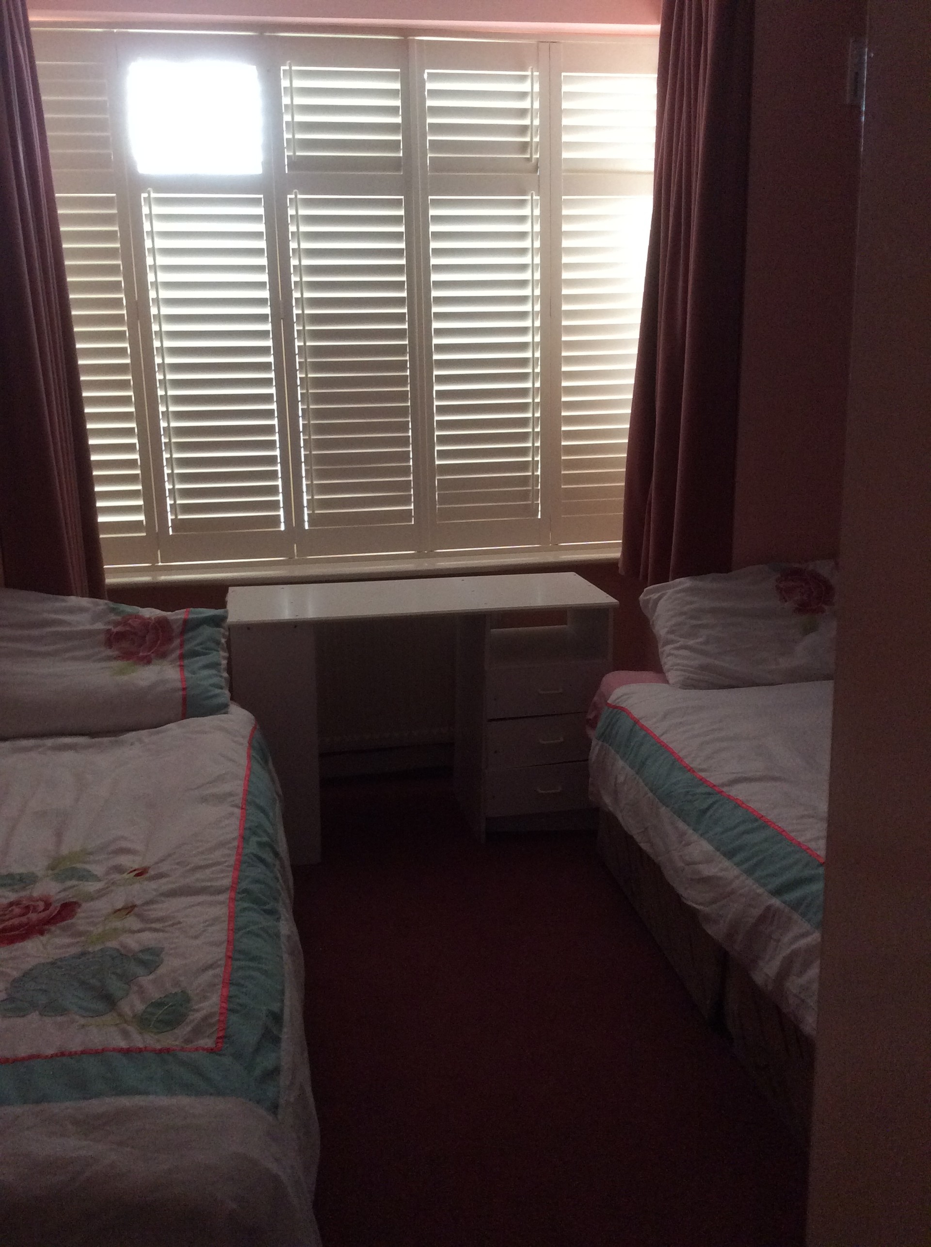 Student in luxury house near UCD/10 mins DART TCD University dorm Dublin