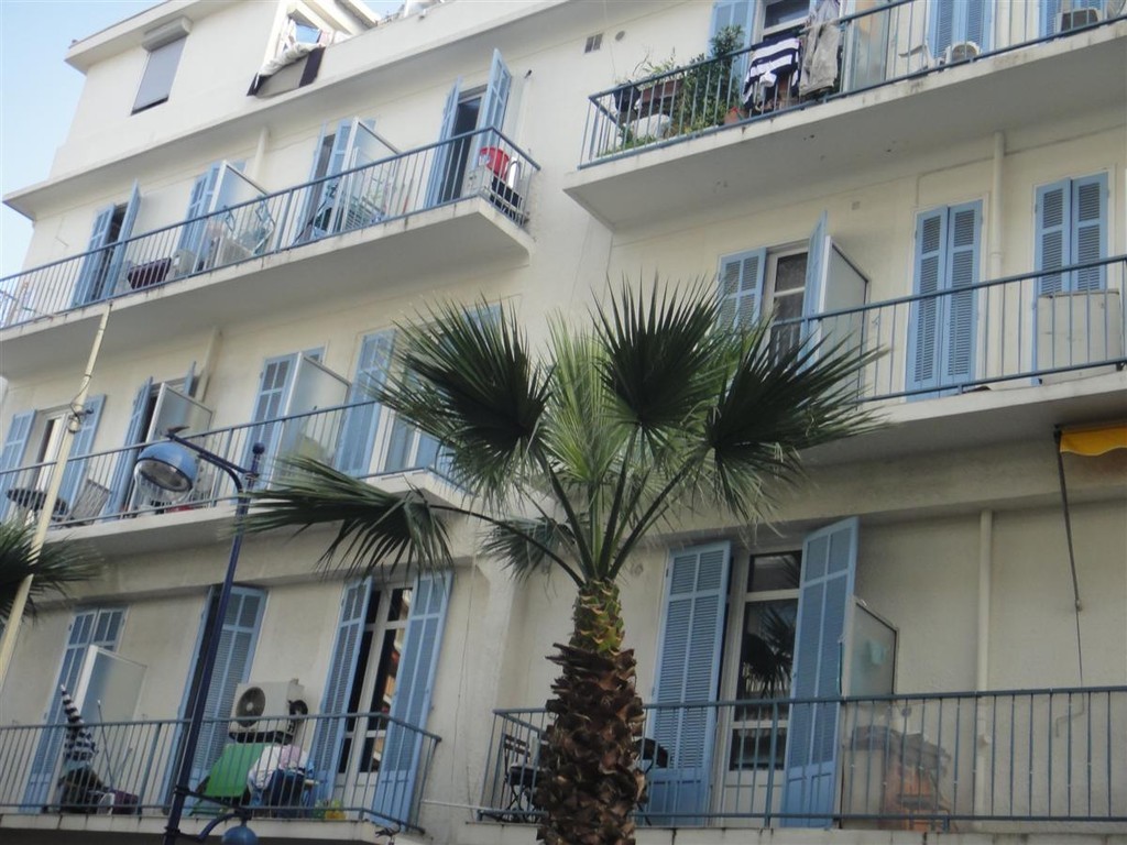 Student Apartment at Juan Les Pins near Antibes Sophia Antipolis Flat rent Antibes