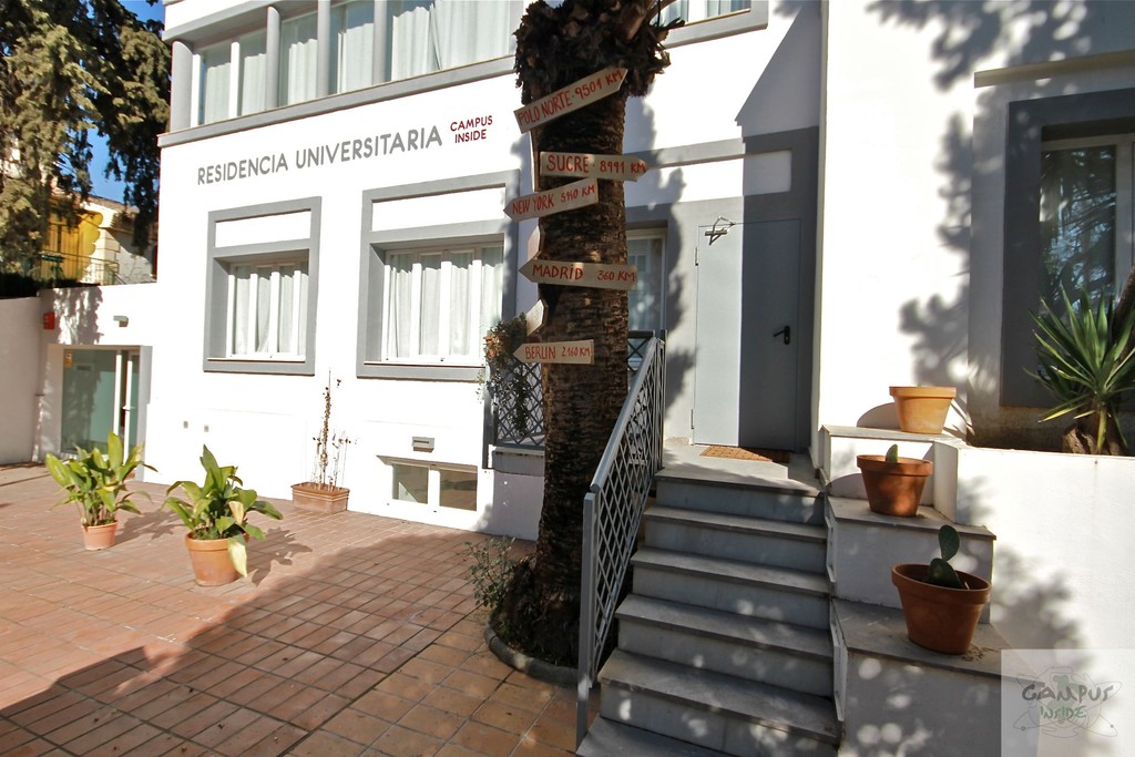 Student lodging Campus Inside Granada University dorm Granada