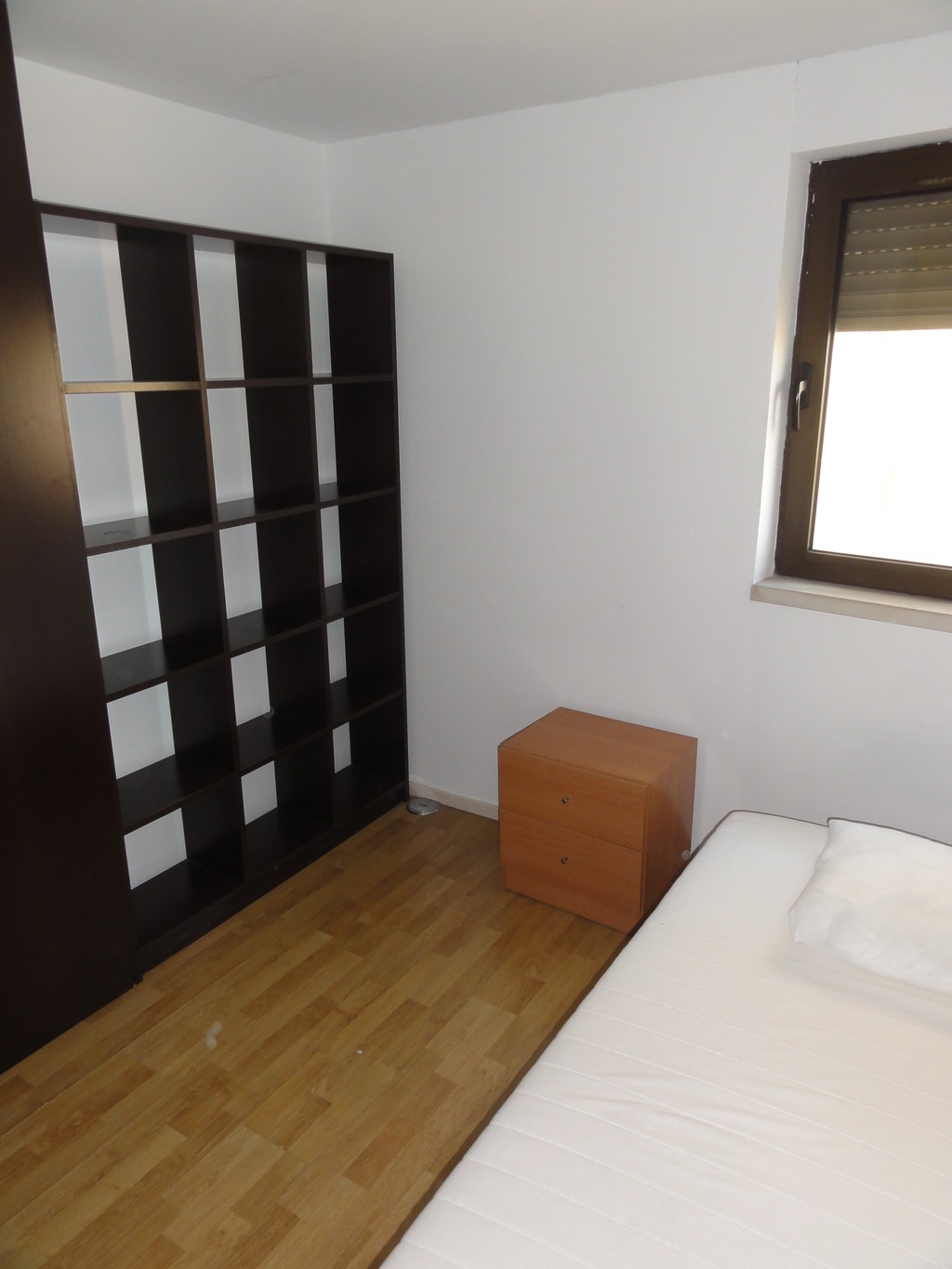 Students apartment near University Campus and center. Room for rent