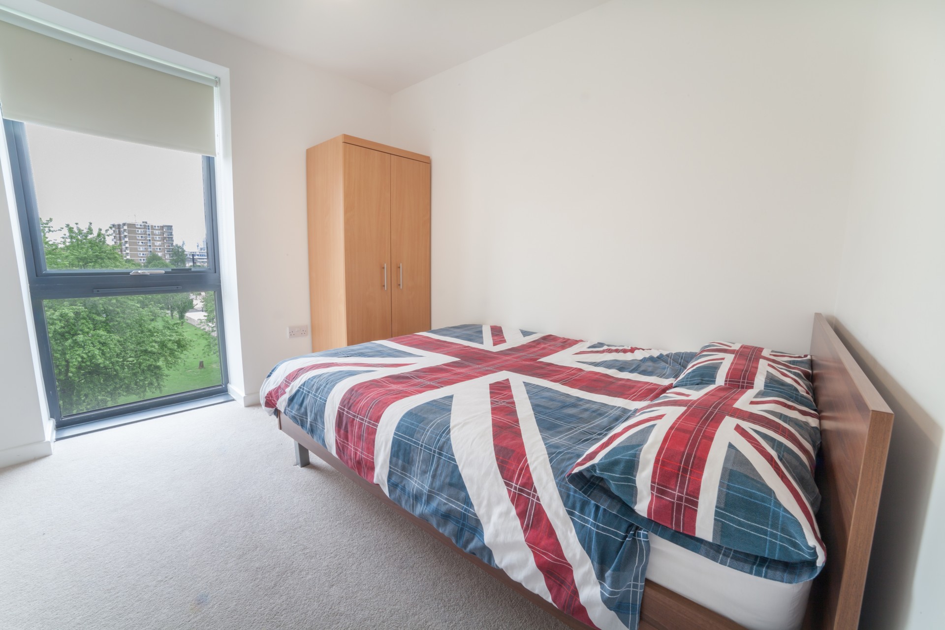 Stunning Double Room With All Bills Included An OnSiteGym In All