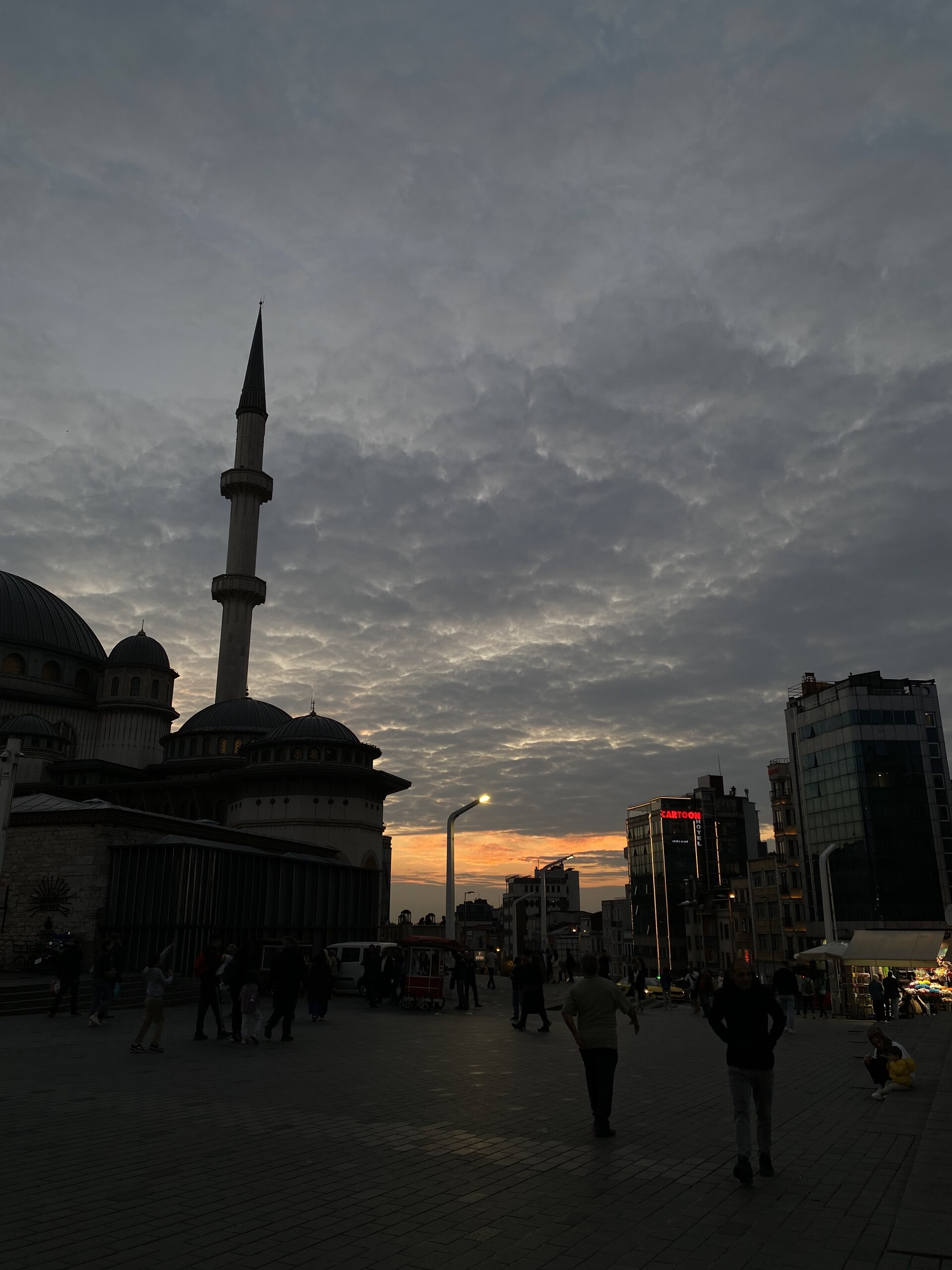 when the sun goes down the lights will shine