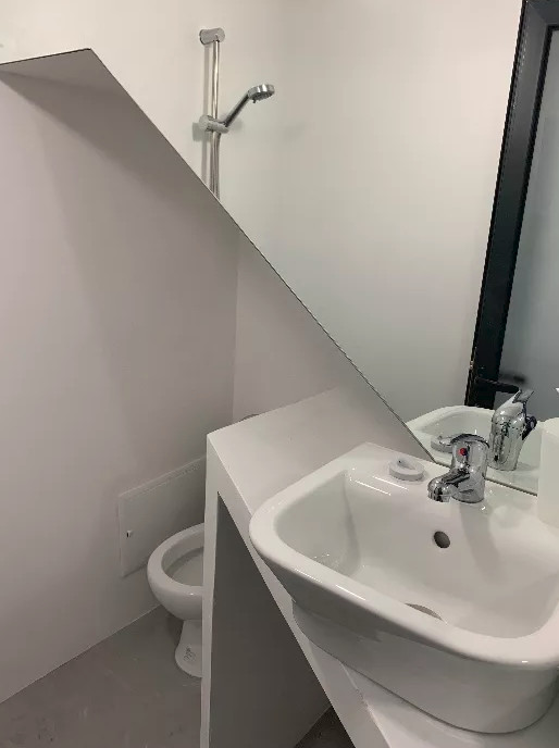 Sunny and Clear Apartment For Rent In Funchal