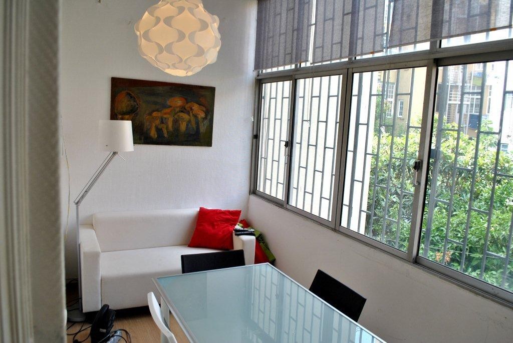 SUNNY BALCONY!! Shopping Mall in front, 3 Metro Lines + Bus ONLY GIRLS