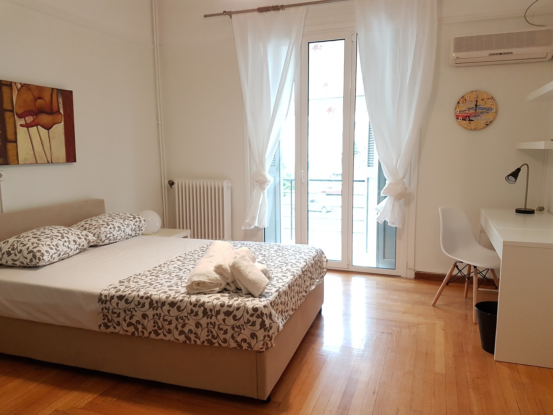 Nimbus Room 4: 16 m2 room with a balcony, in a very central 120 m2 ...