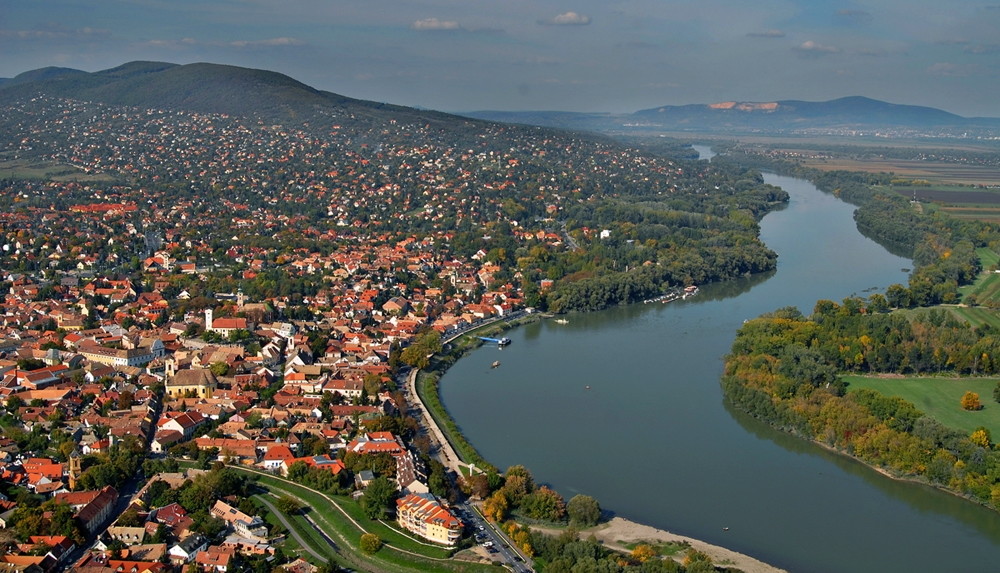 photos family 4 members see What Szentendre  Budapest to in