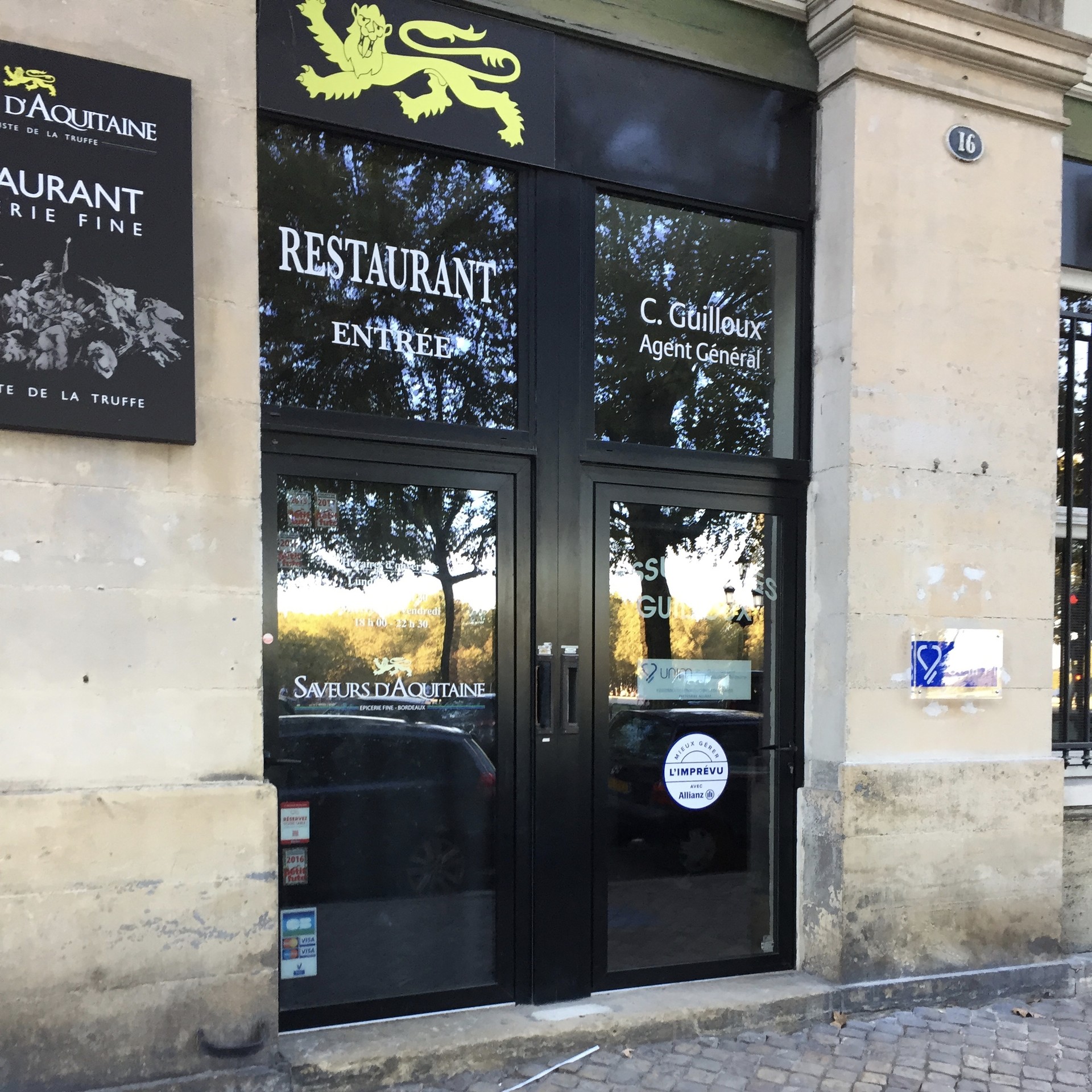 the-best places-eat-drink-bordeaux-15-re