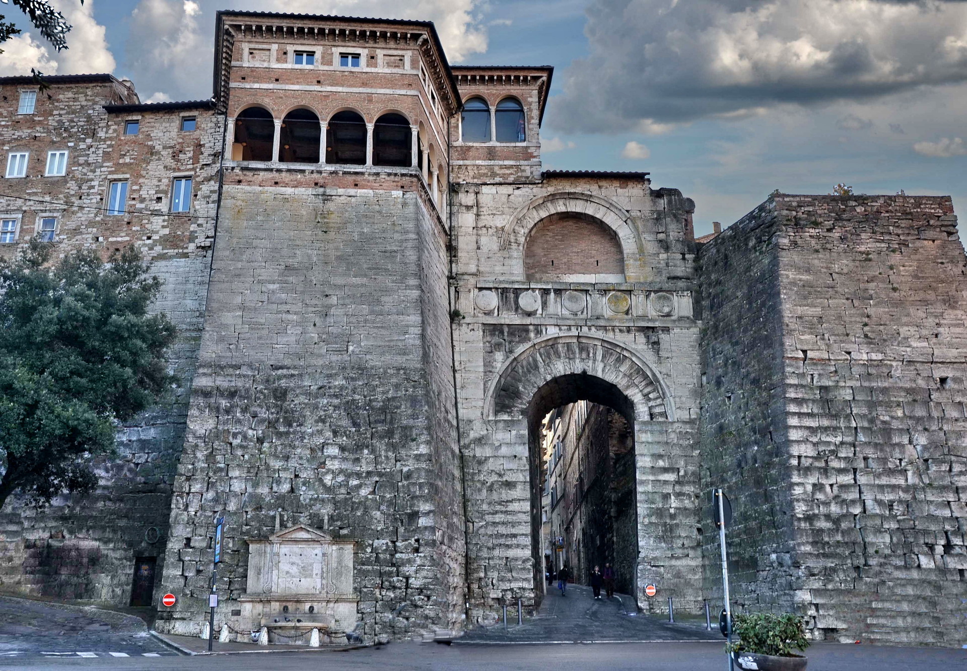 The Gates Of Perugia Erasmus Blog Perugia Italy