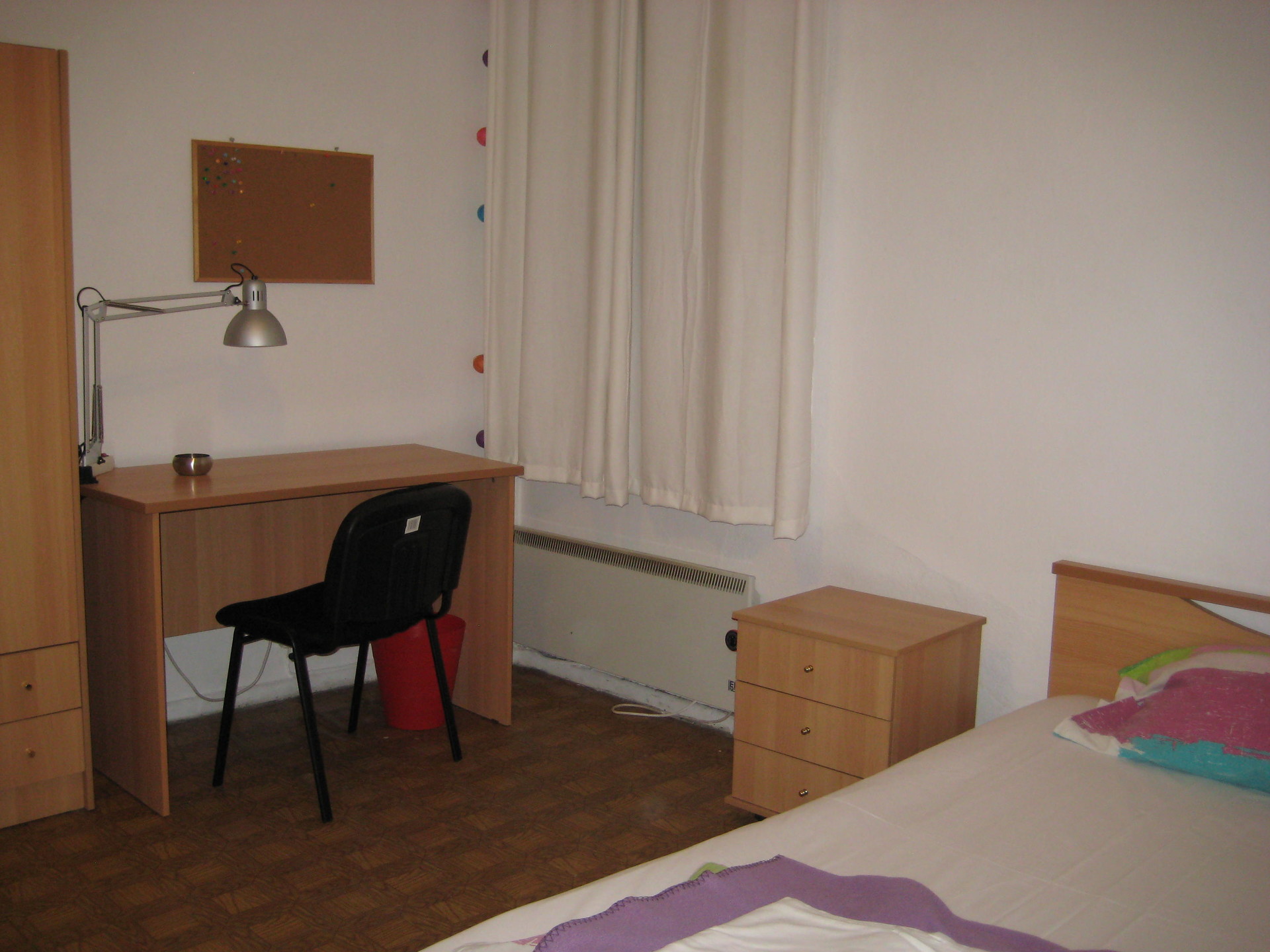 Thessaloniki Single rooms to rent in shared flats for students Room