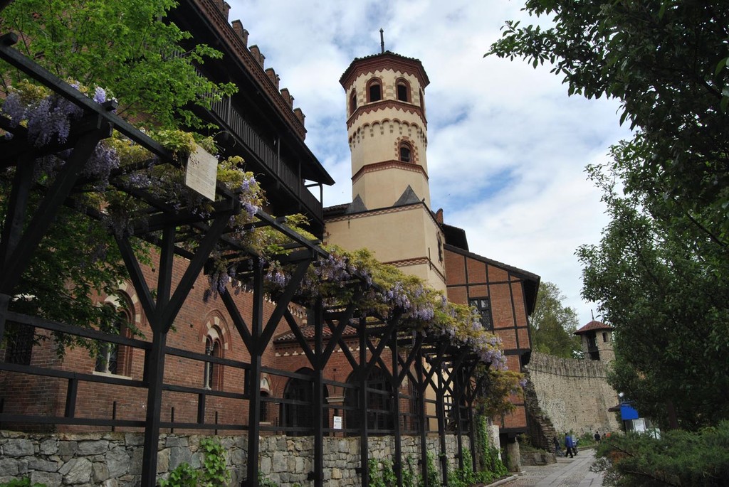 Torino - Il Borgo Pseudo Medievale 