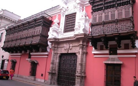 tour-balcones-lima-ciudad-cielo-1586b086