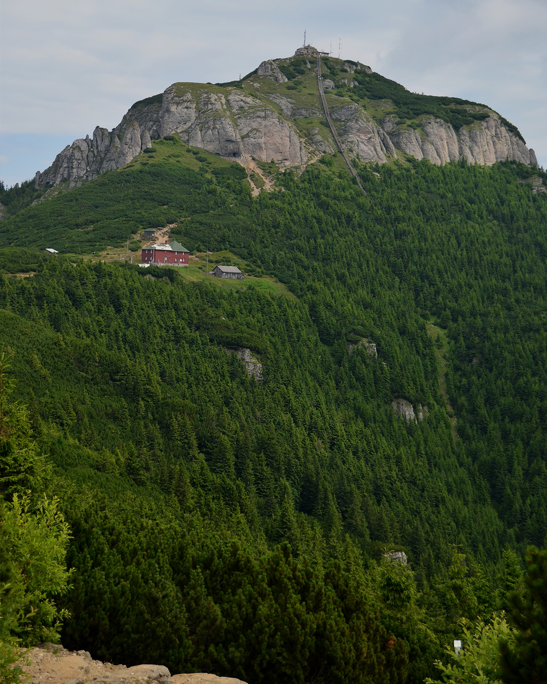 trekking-ceahlau-massif-1e445f46d017fd19