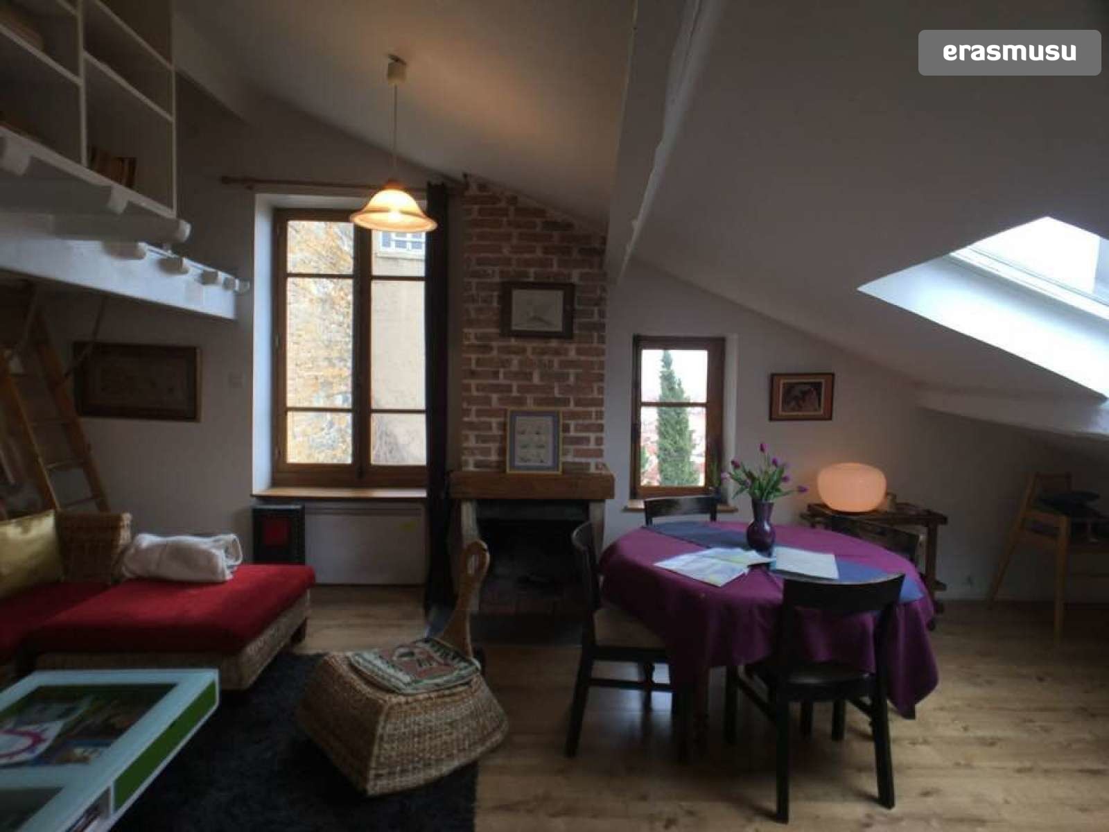 Trendy 3 Bedroom Apartment For Rent In Vieux Lyon