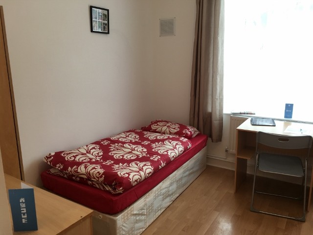 Twin Room Private Or Share To Rent In Hackney All Bills Included Free Wifi