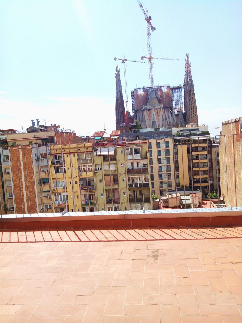 two single rooms in a new flat. Sagrada Familia. | Alquiler