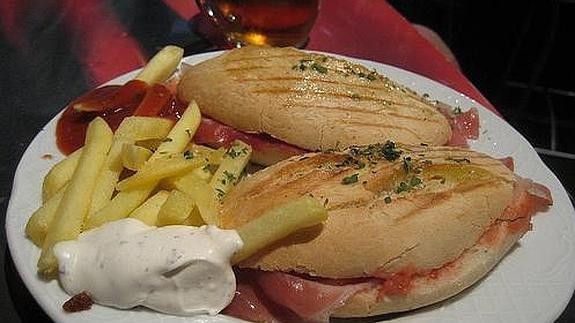 un-cachito-mi-27c3f967e95393ffc3a772627f