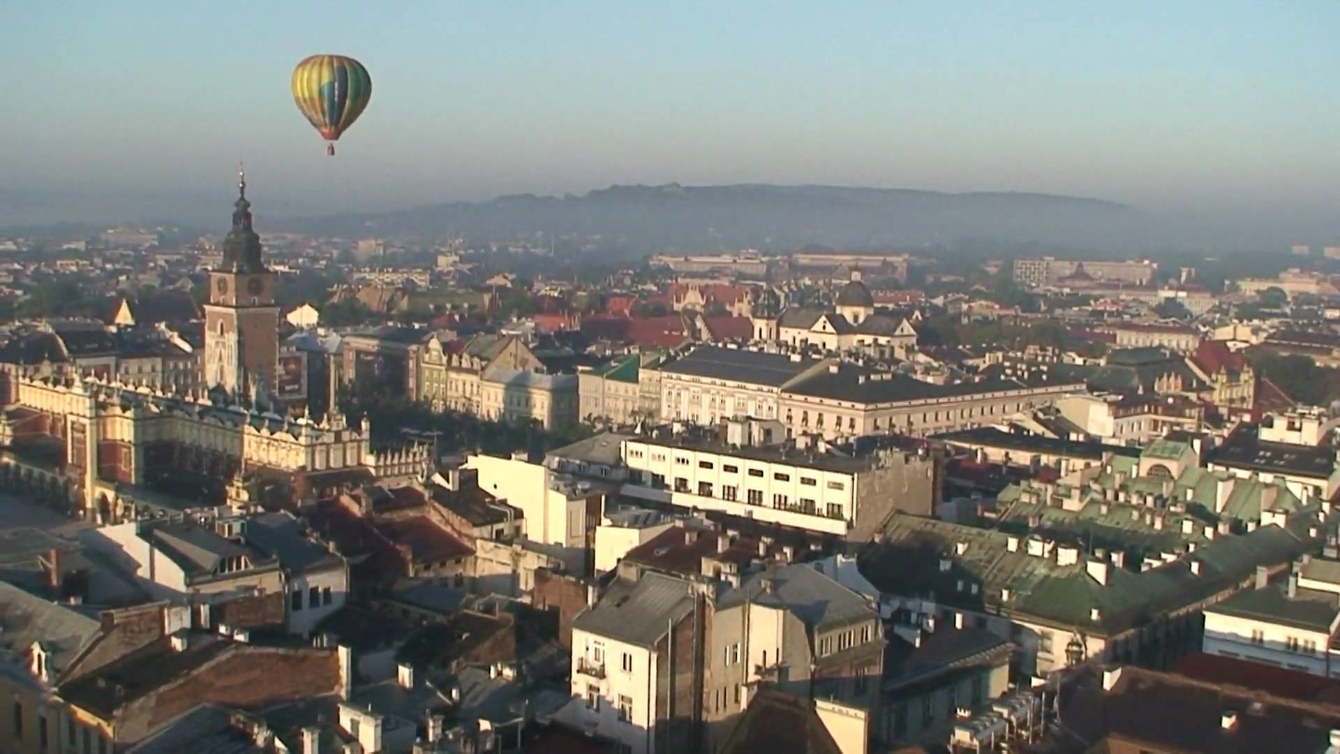 Une montgolfière pour avoir une vue de Krakow en 360°
