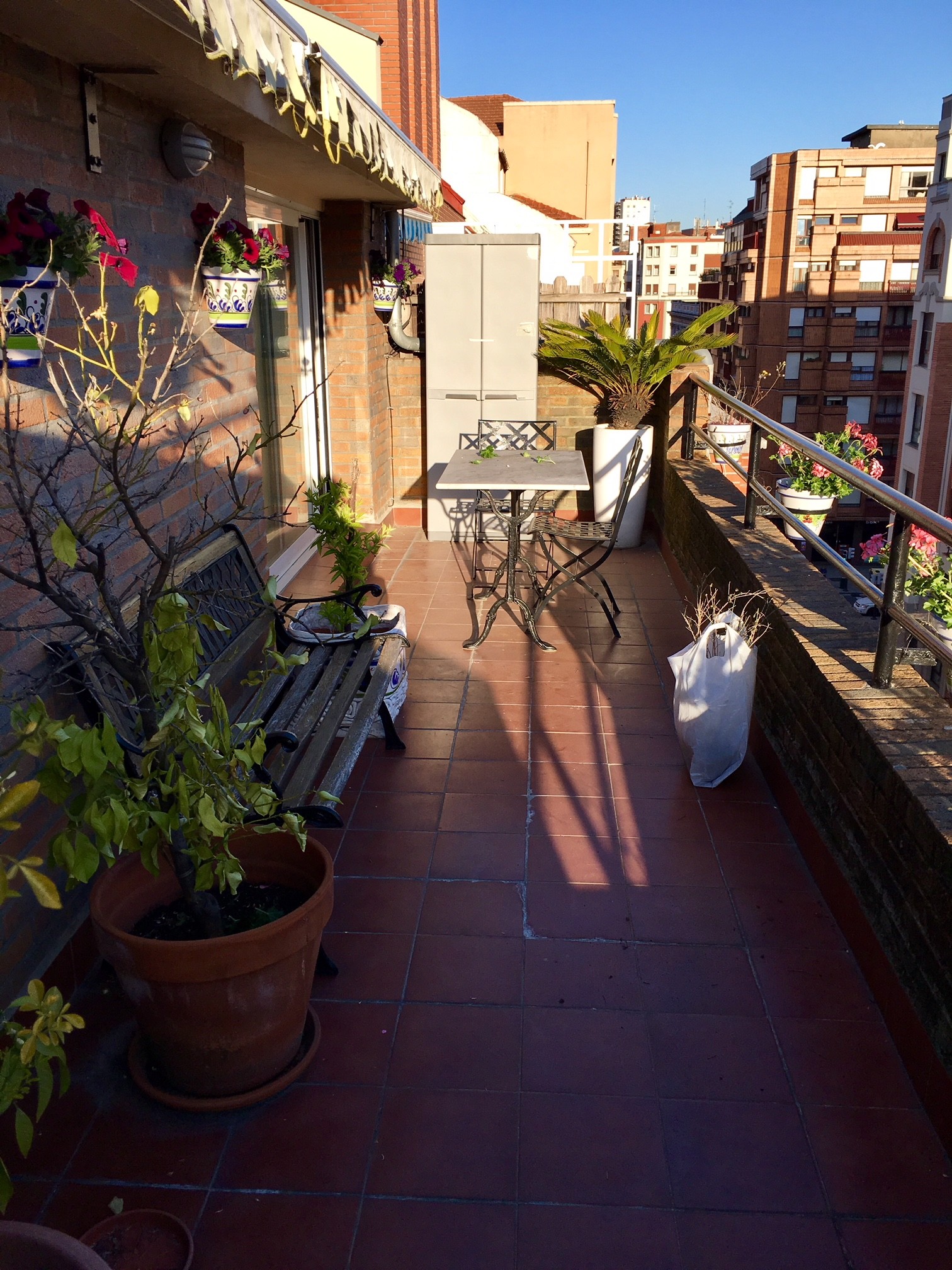 Very nice and cozy furnished apartment with terrace in Bilbao Flat