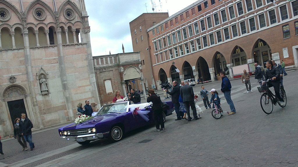 weding in ferrara center