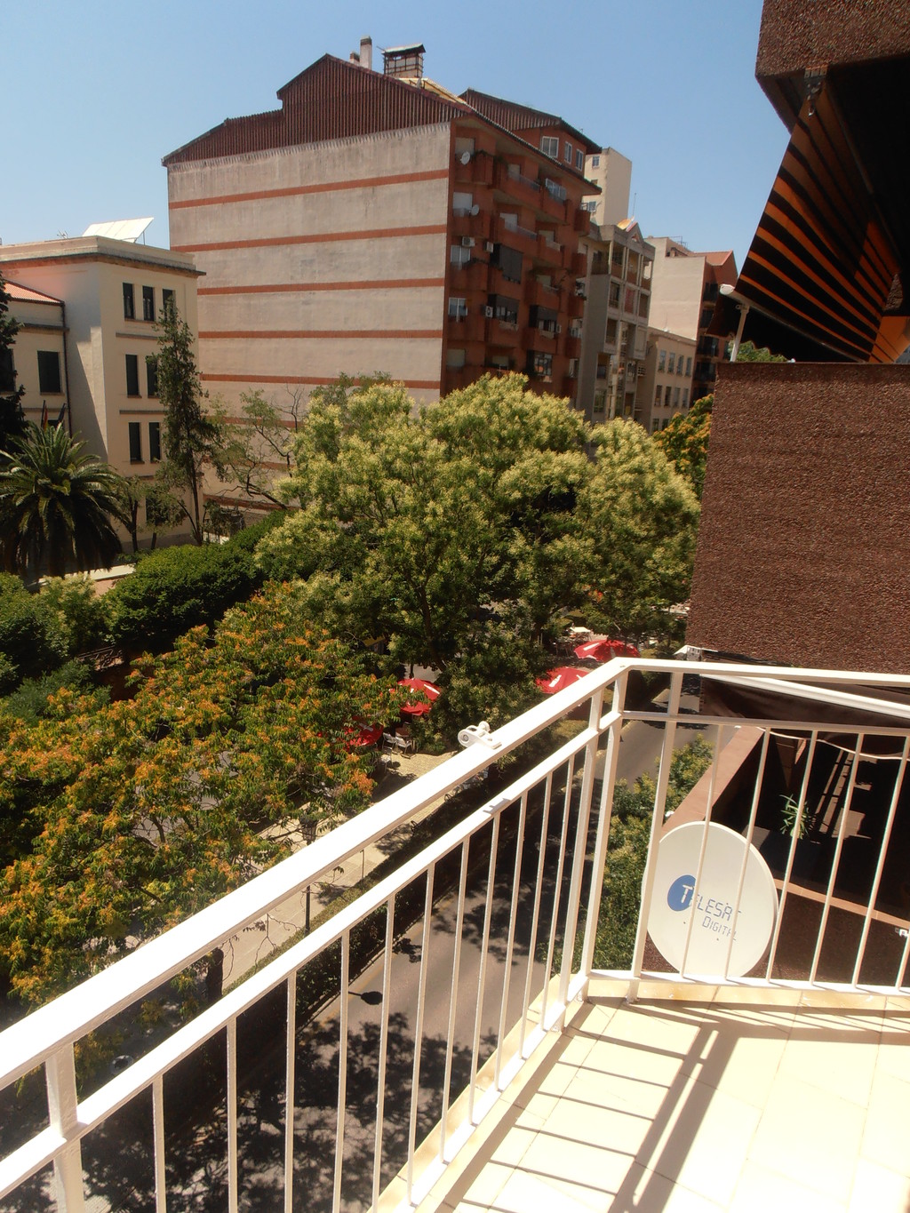 Wonderful flat in the centre with great view and two Spanish flatmates Room for rent Cáceres